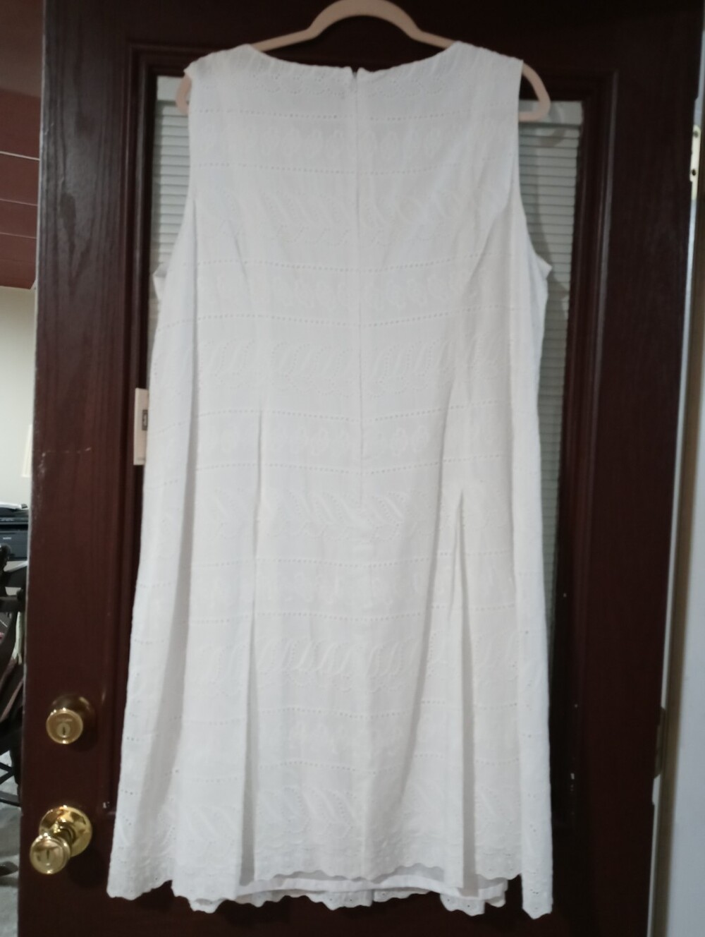 Ivanka Trump White Eyelet A-Line Dress - Picture 3 of 4